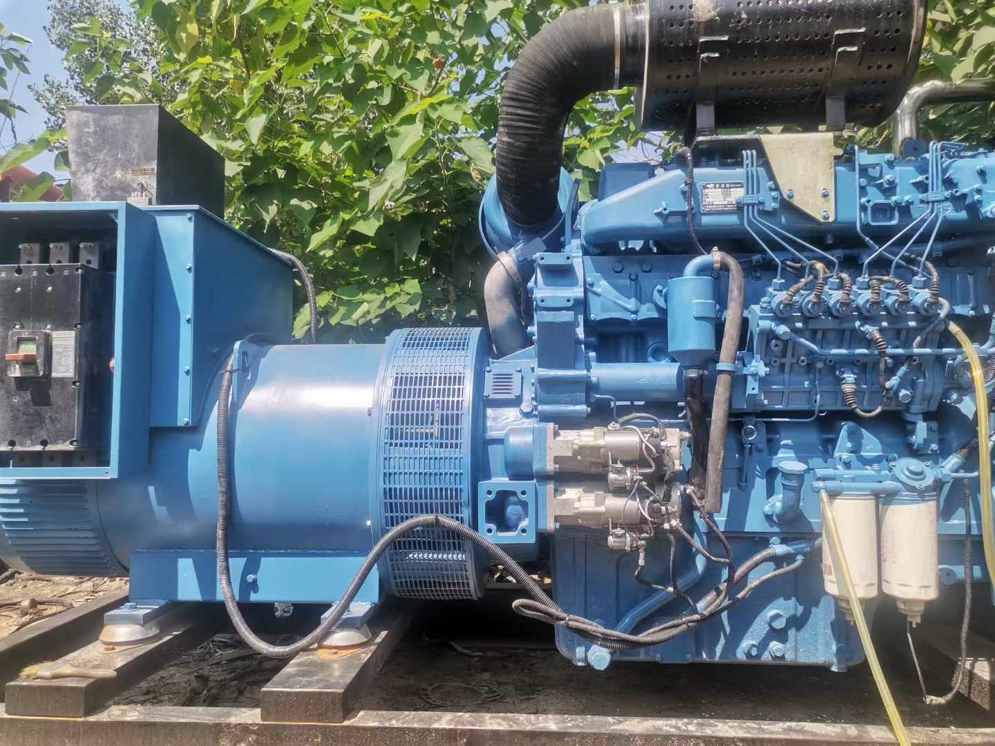 下城详细说明降低 800kW 柴油发电机输出电流波动的方法