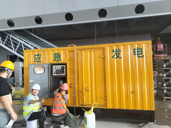 下城怎样判断空气滤清器是否需要更换？